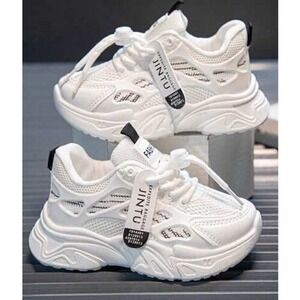 New Kids SHEIN White Chunky Sneakers Fashion Athletic Shoes kids Sz 3.5